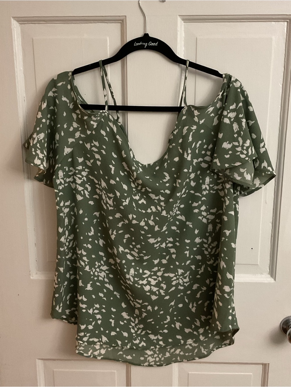 Stitch Fix Kaileigh Olive Green & White Cold-Shoulder Blouse XL